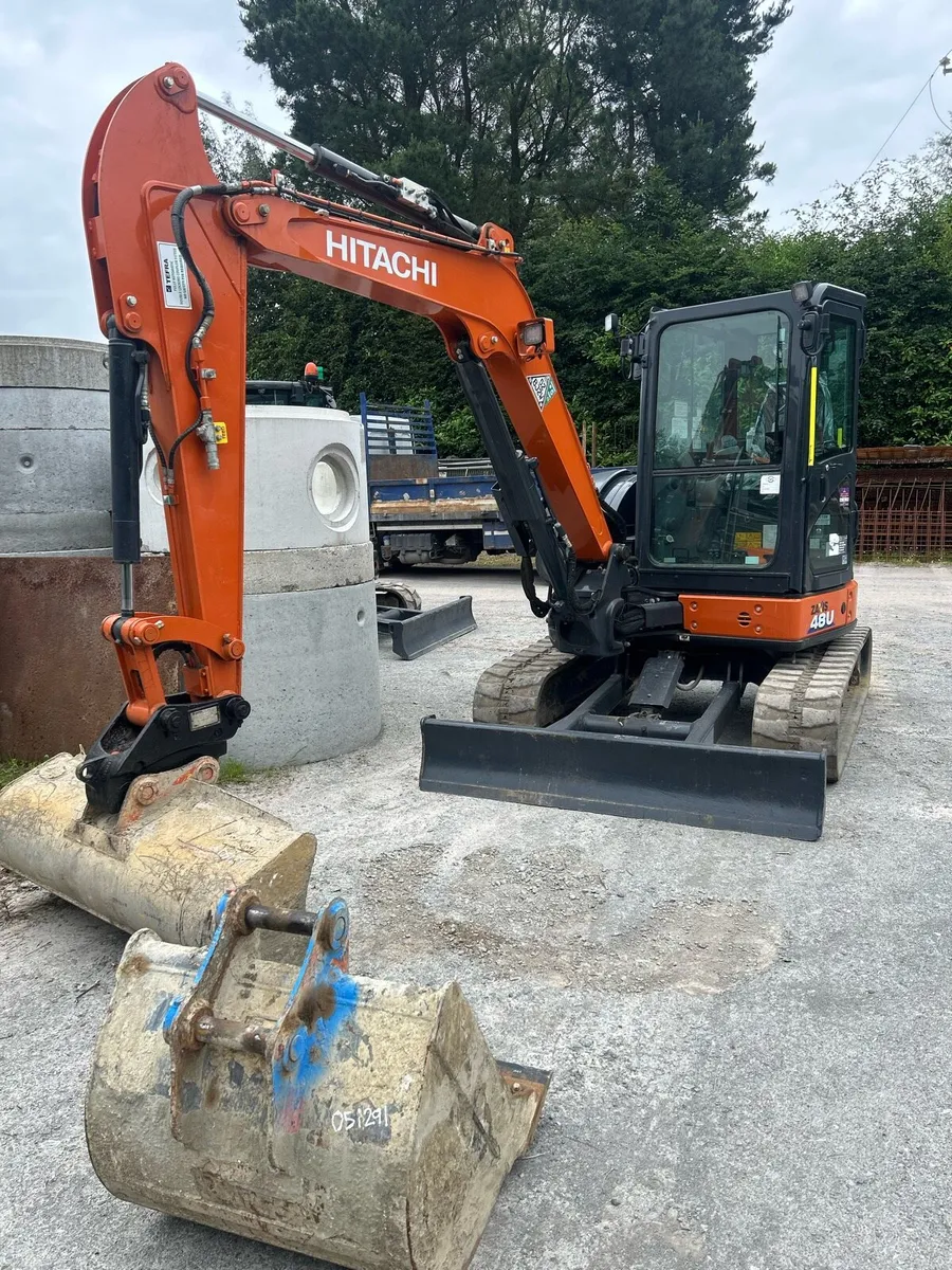 Hitachi - Image 1
