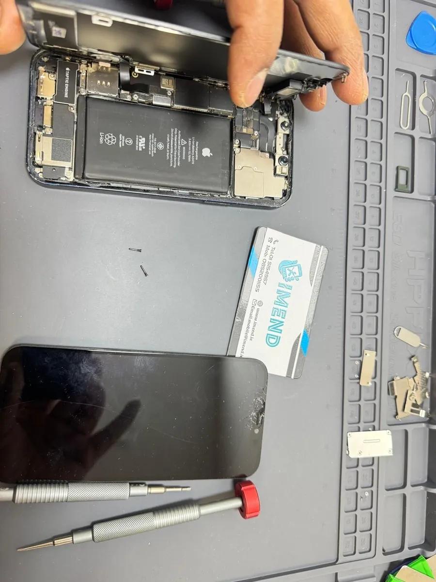 iPhone Screen Replacement Service Sale Dublin24/7 - Image 3