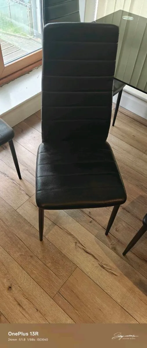 Dining Glass table and chairs - Image 2
