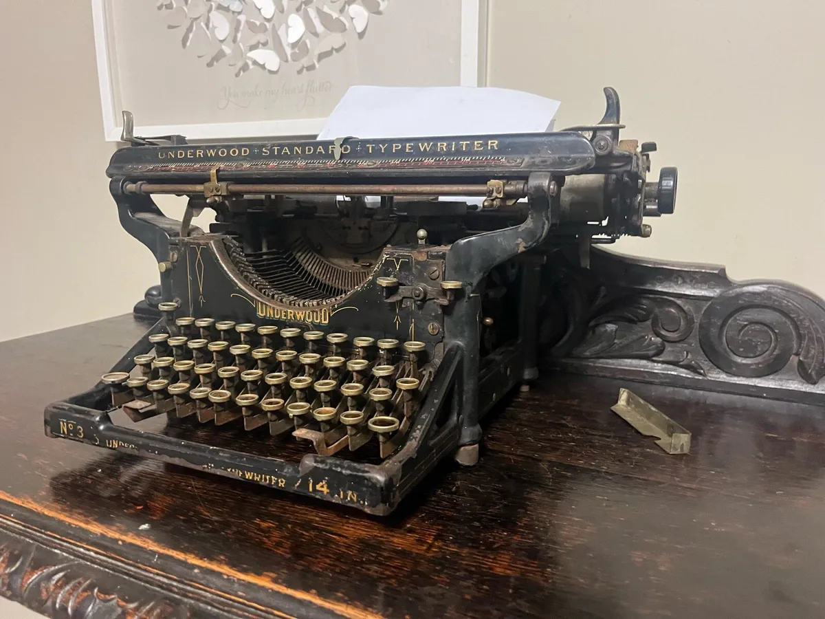 Underwood typewriter - Image 3