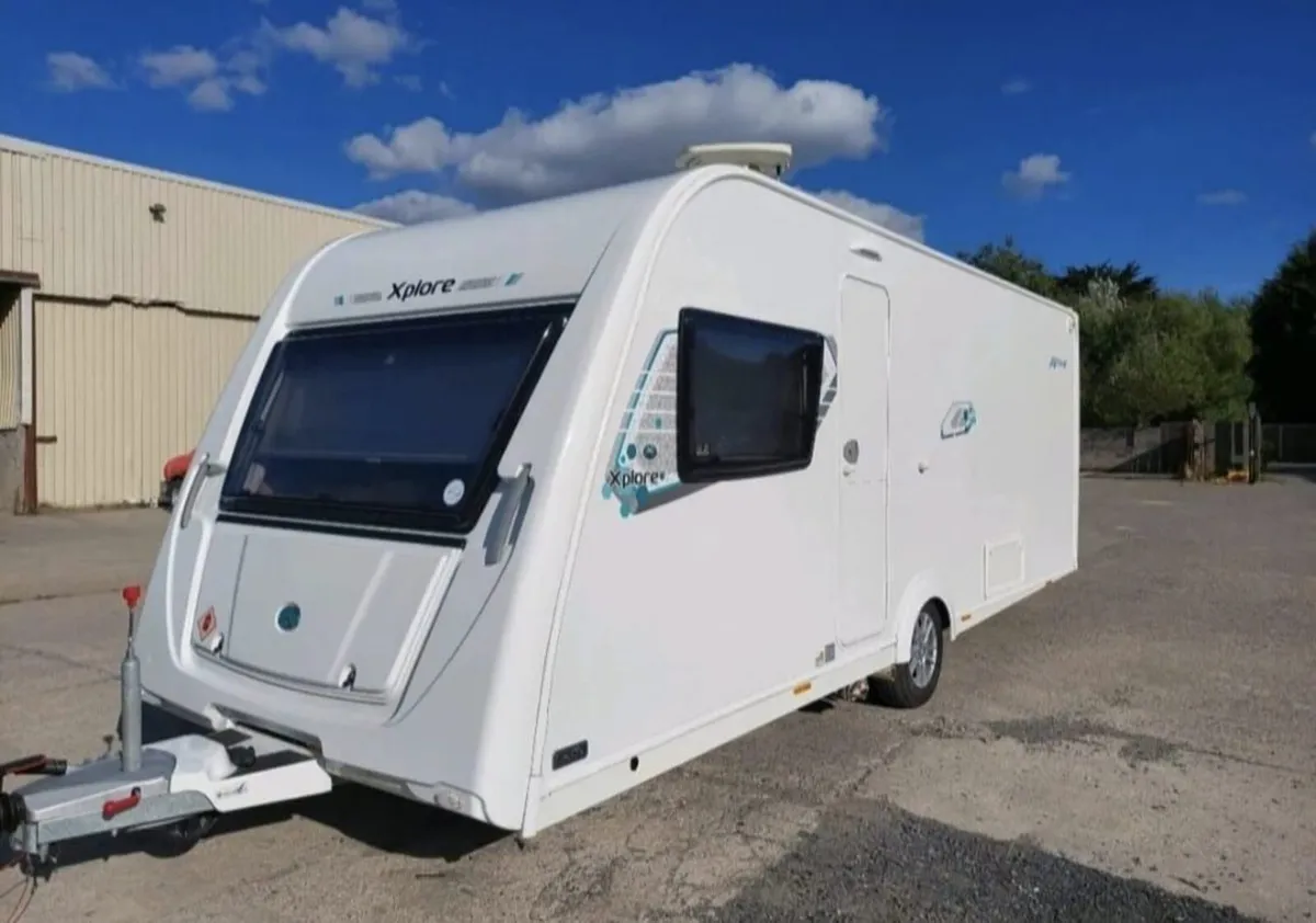 2018 Xplore 553 – 4 Berth Touring Caravan - Image 1