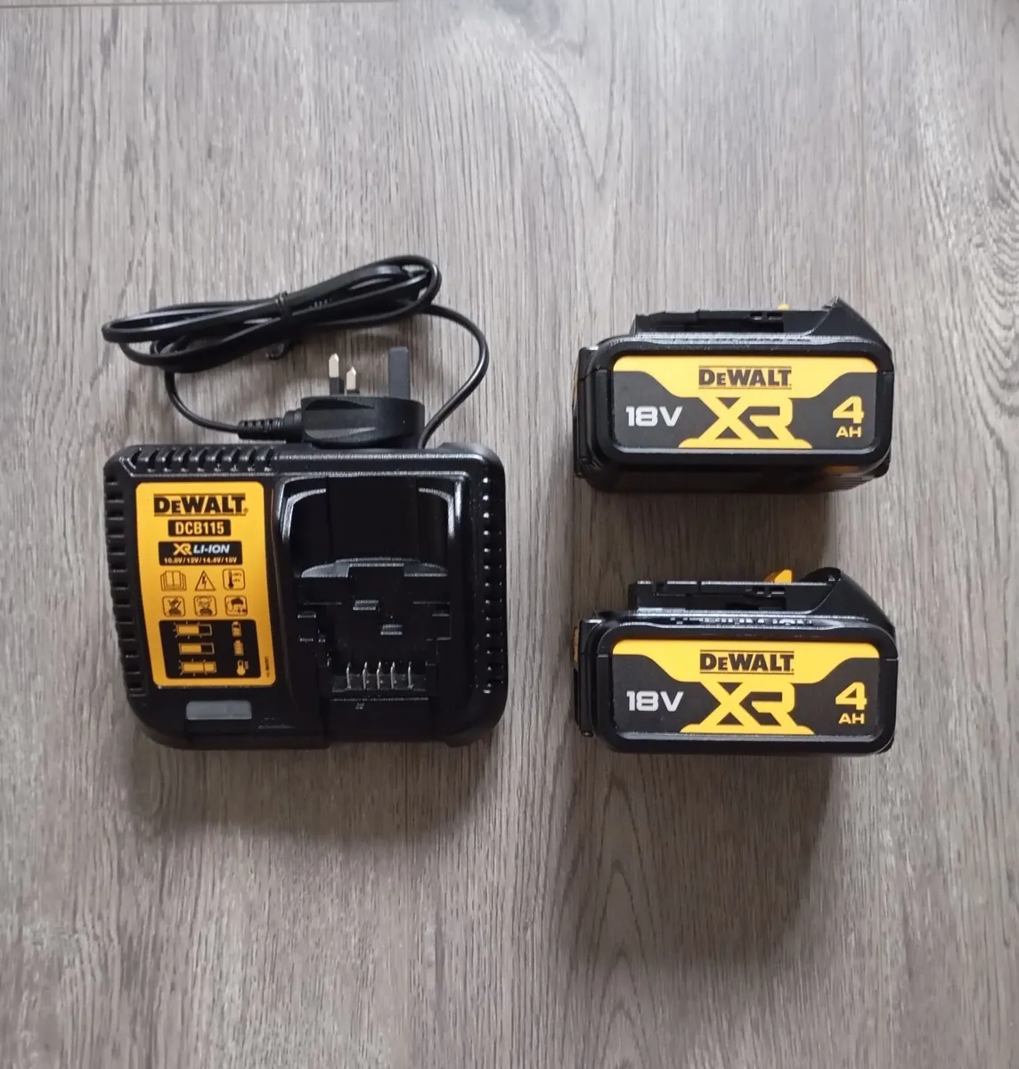 DeWalt Tools/Carpentry Tools - Image 4