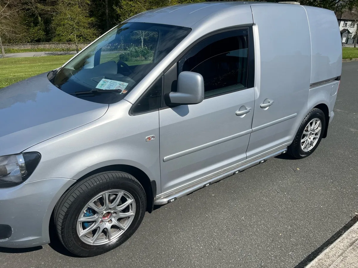 VW Caddy 1.6 - Image 3