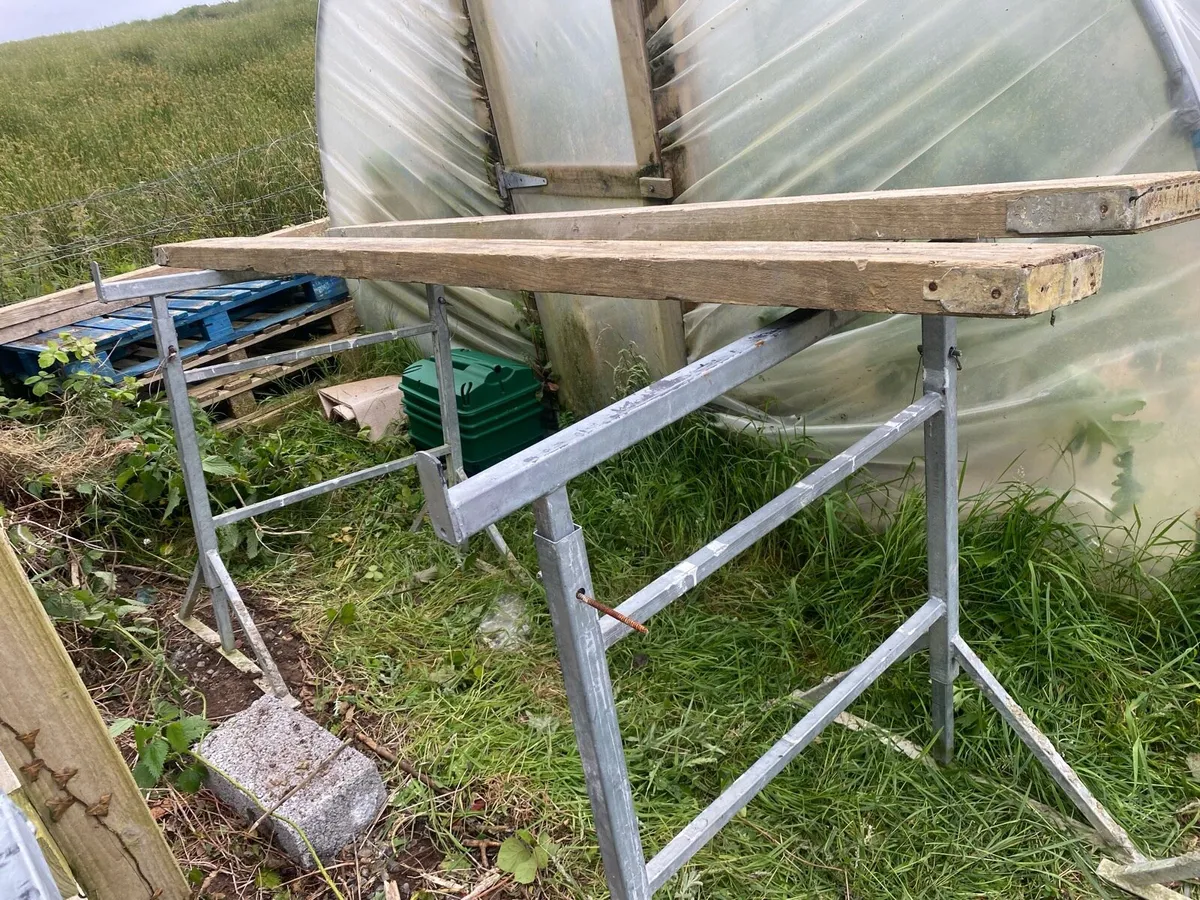 Builder’s trestles / scaffolding - Image 1