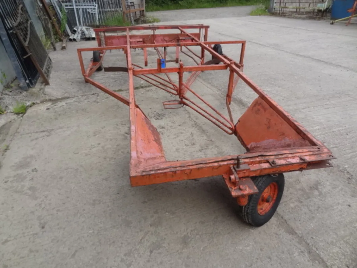 Browns Trailed Flat 8 Bale Sledge Sleigh - Image 2