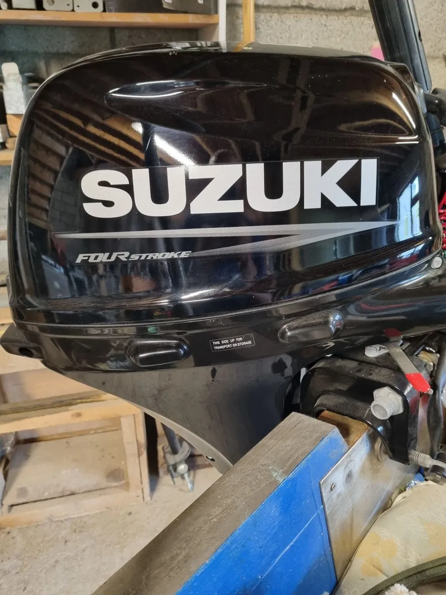 Suzuki 15hp outboard engine - Image 1