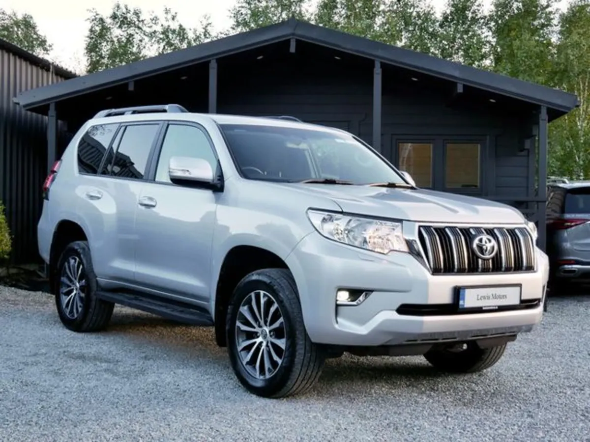 Toyota Land Cruiser LONG WHEEL BASE COMMERCIAL A/T - Image 1