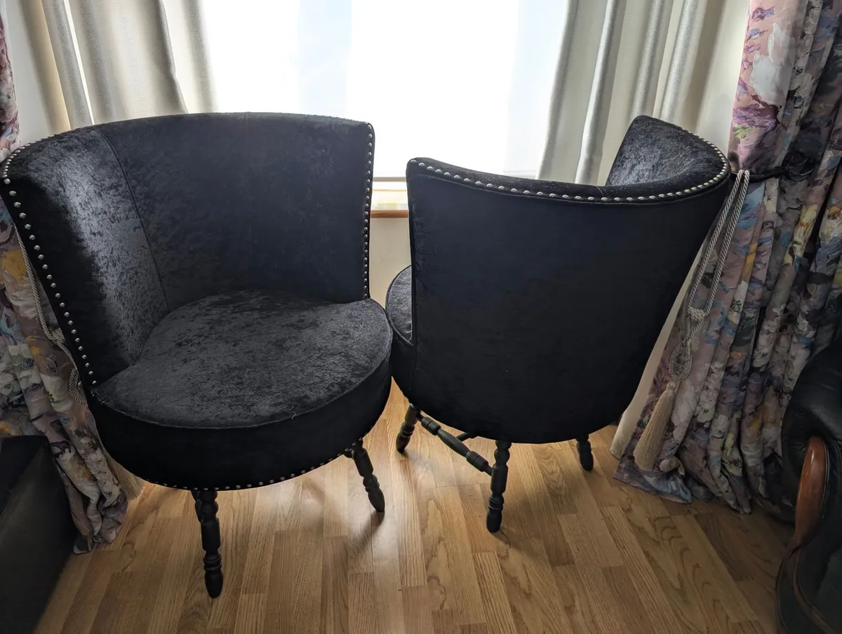 2 Elegant sitting room chairs - Image 3