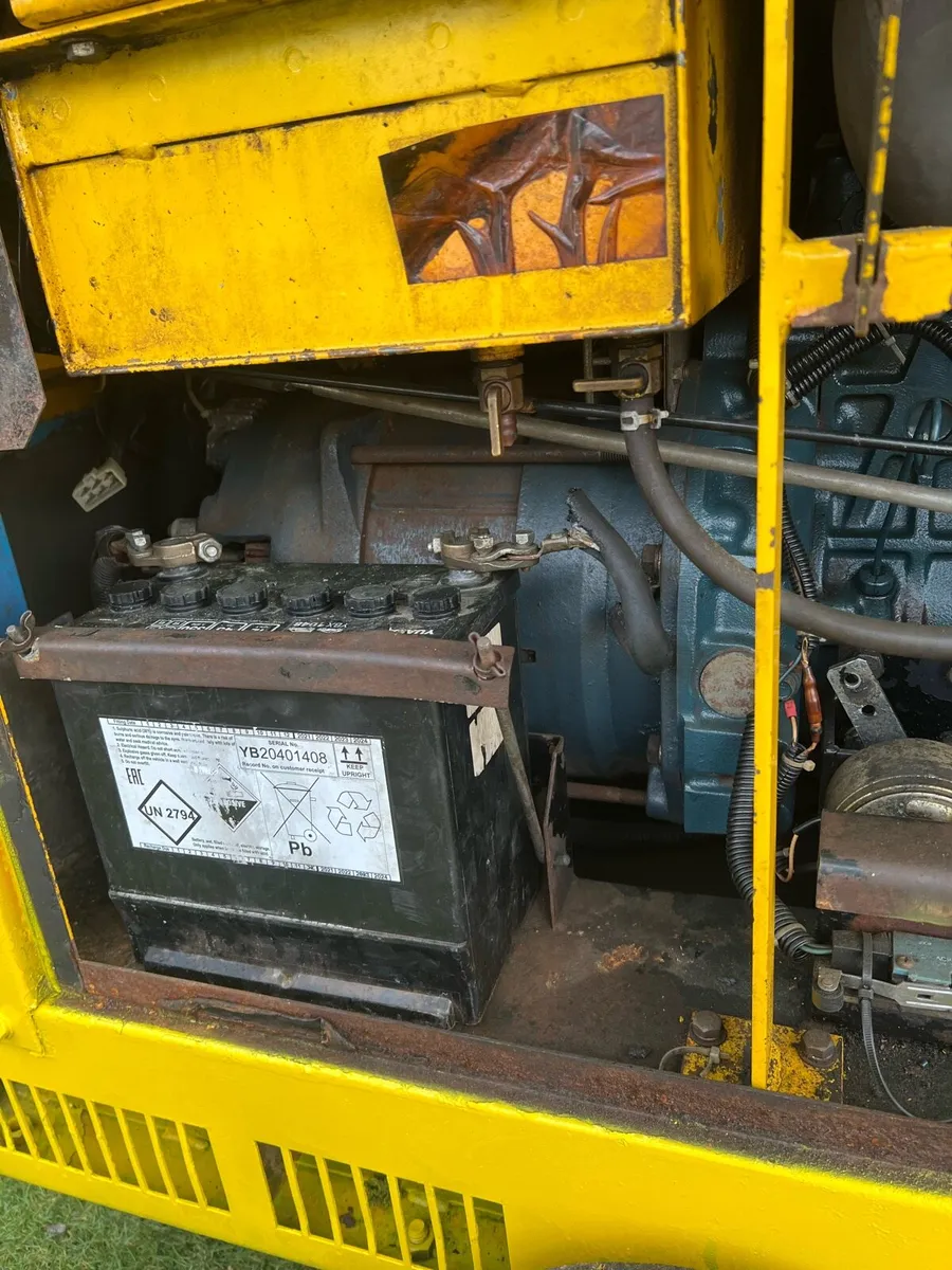 Diesel Welder Generator 300amp mobile - Image 4