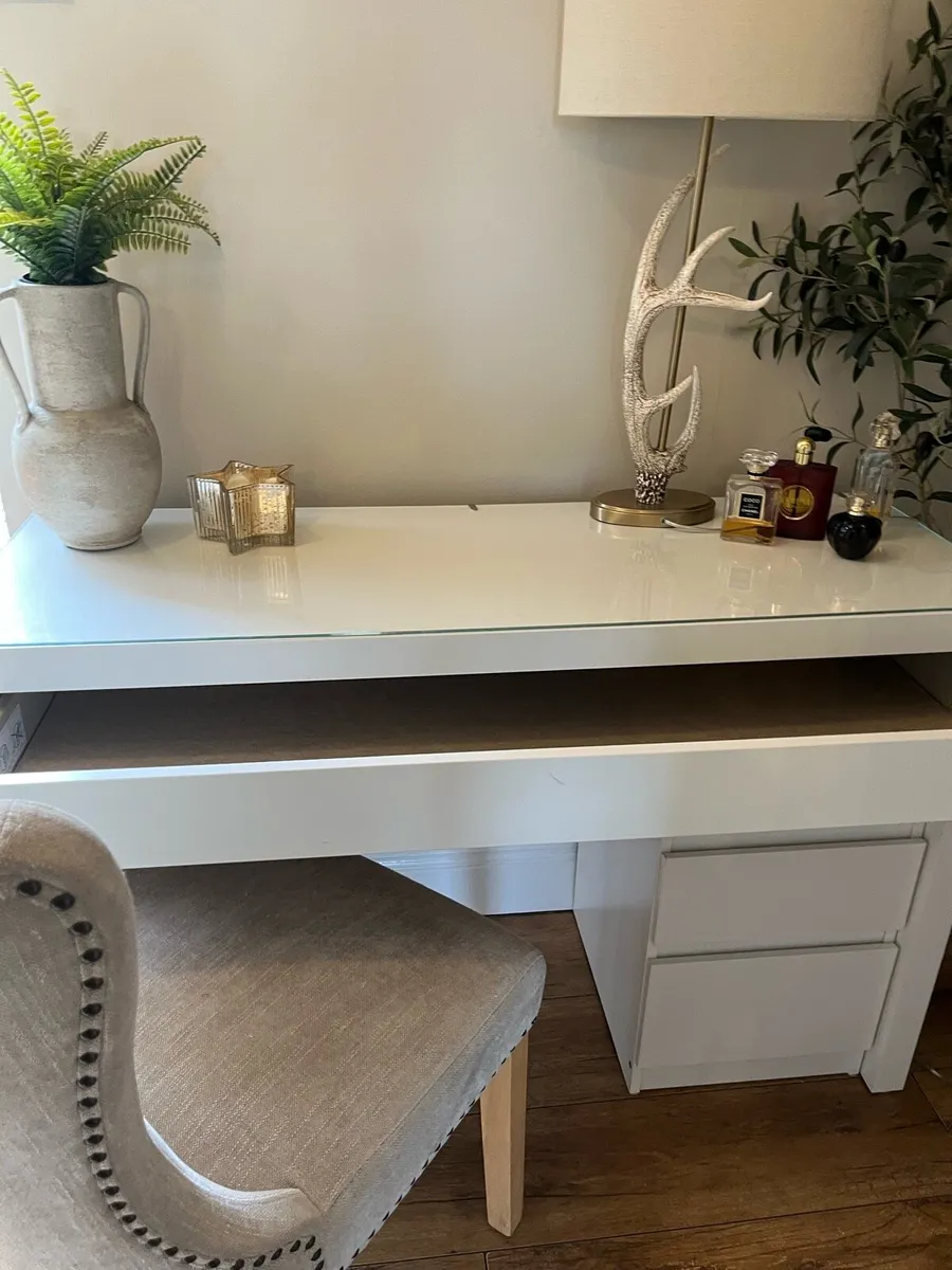 Dressing table / desk with drawers - Image 2