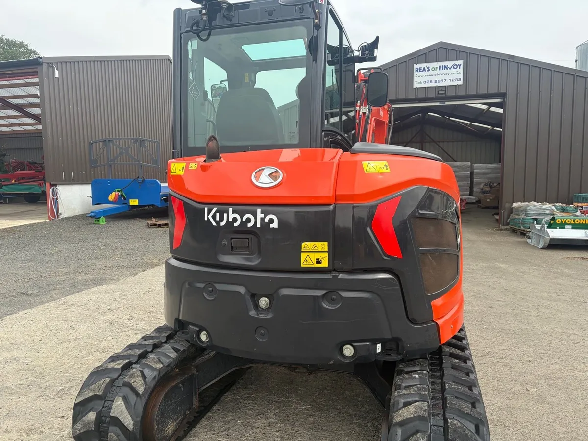 Kubota U50-5 digger - Image 3