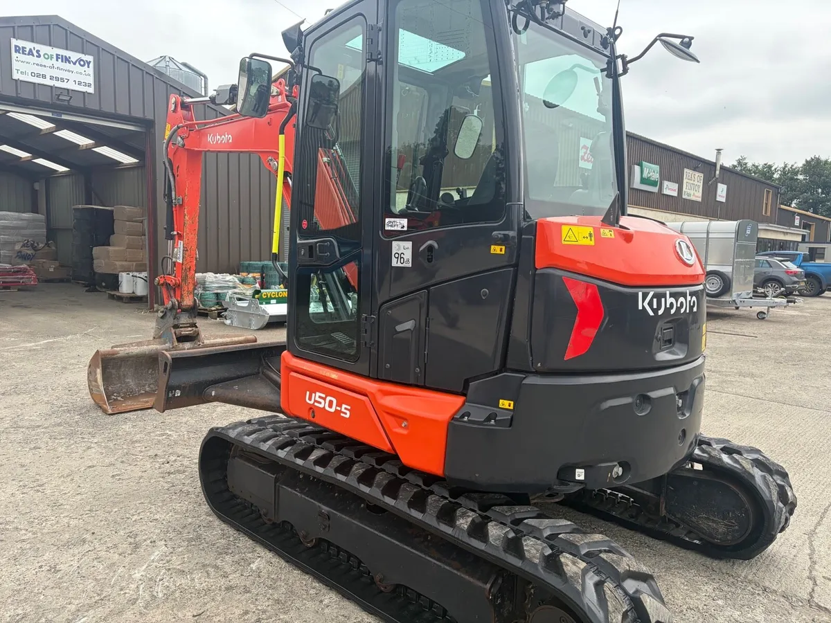 Kubota U50-5 digger - Image 4