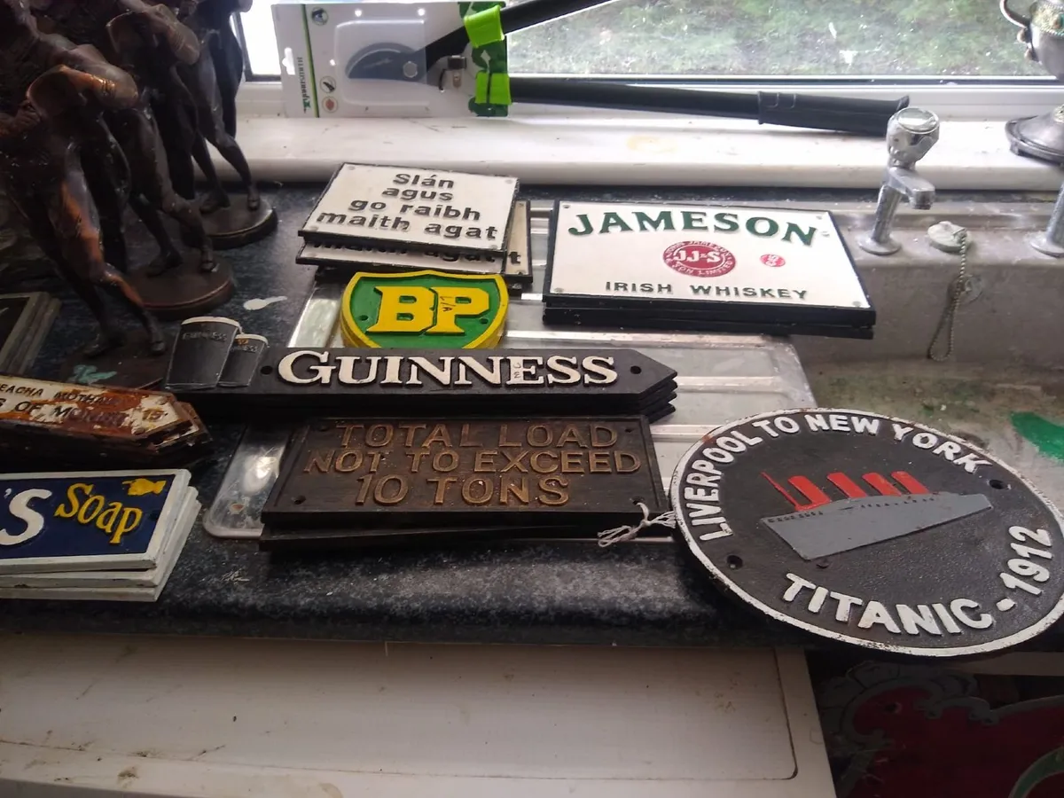 Lifetime Collection Vintage Style Signs Job lot - Image 4