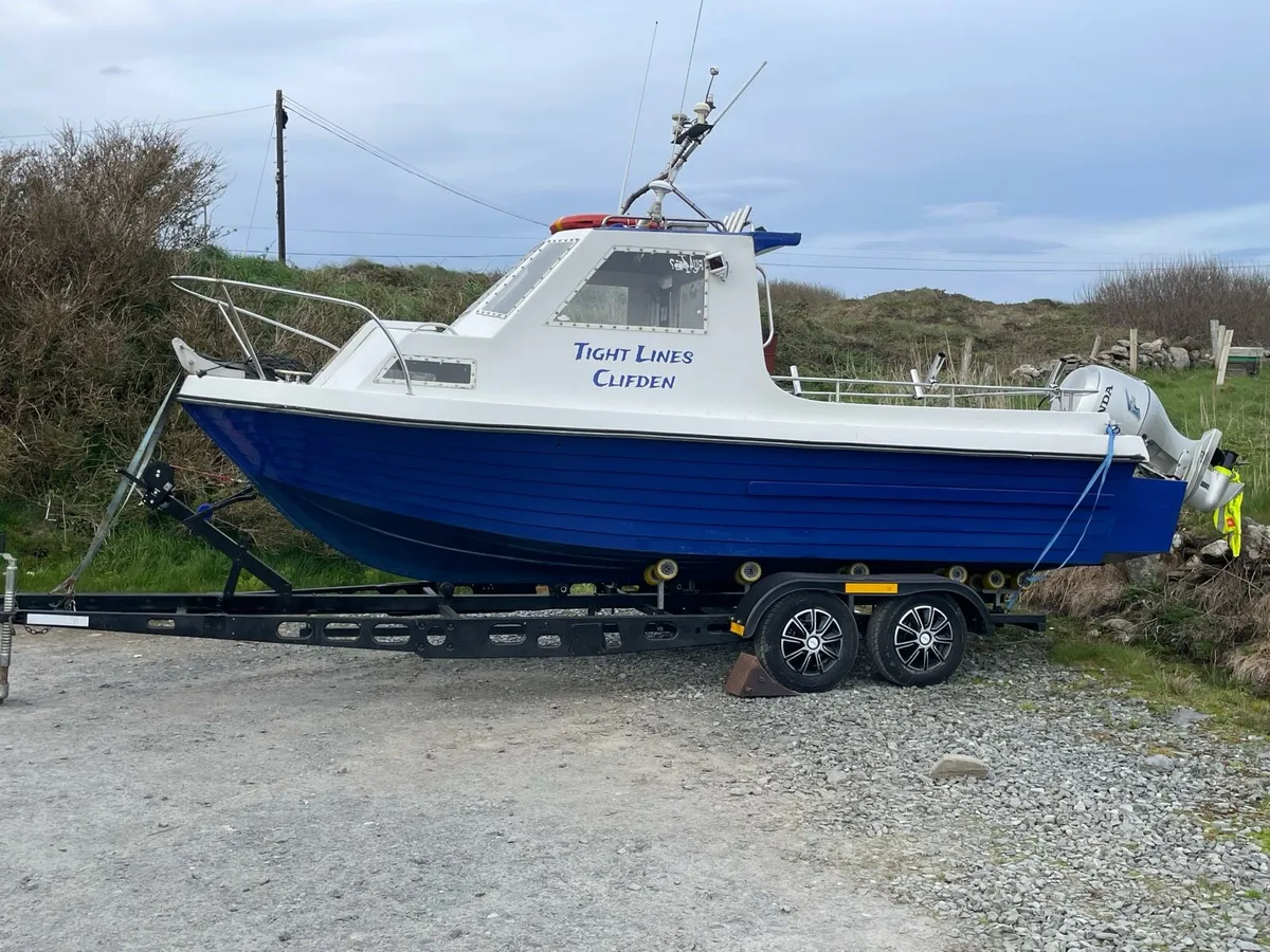 Islander fishing boat - Image 2