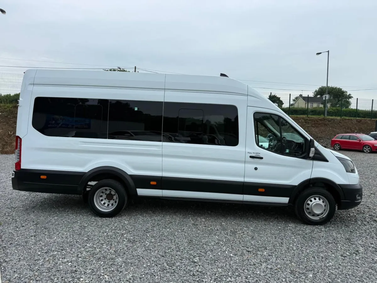 Ford Transit 2023 trend Bus 17 seater RWD - Image 3