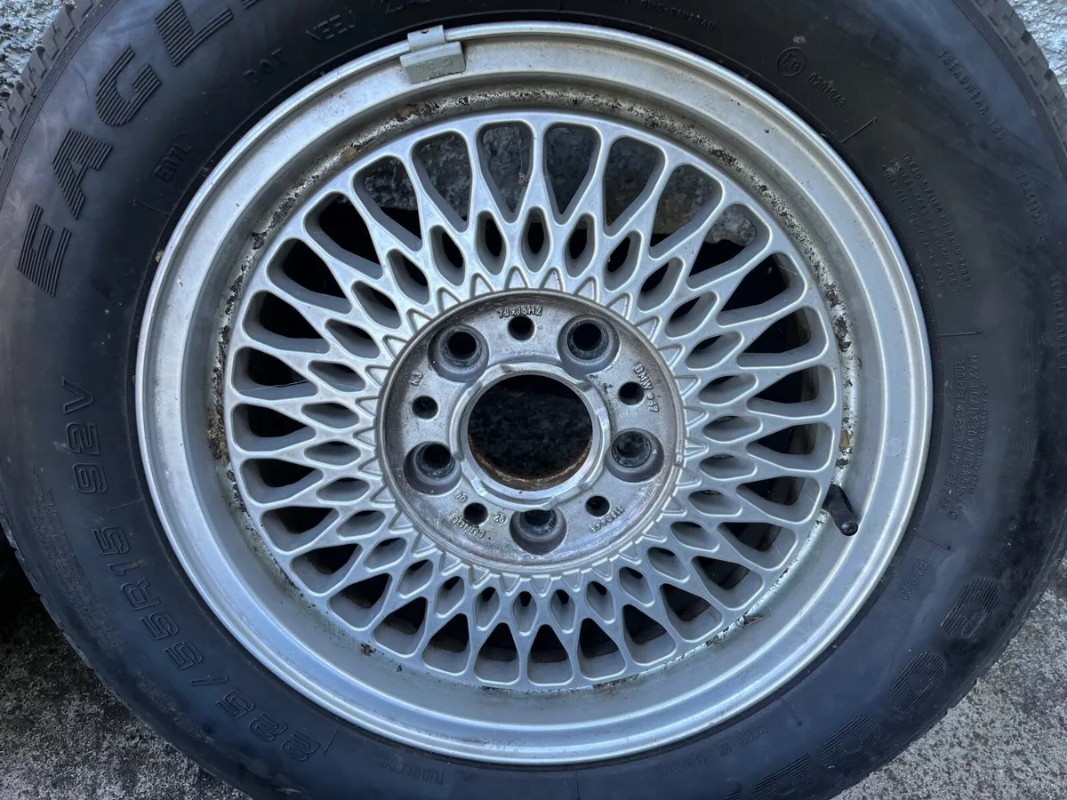 E36 alloy wheels - Image 2