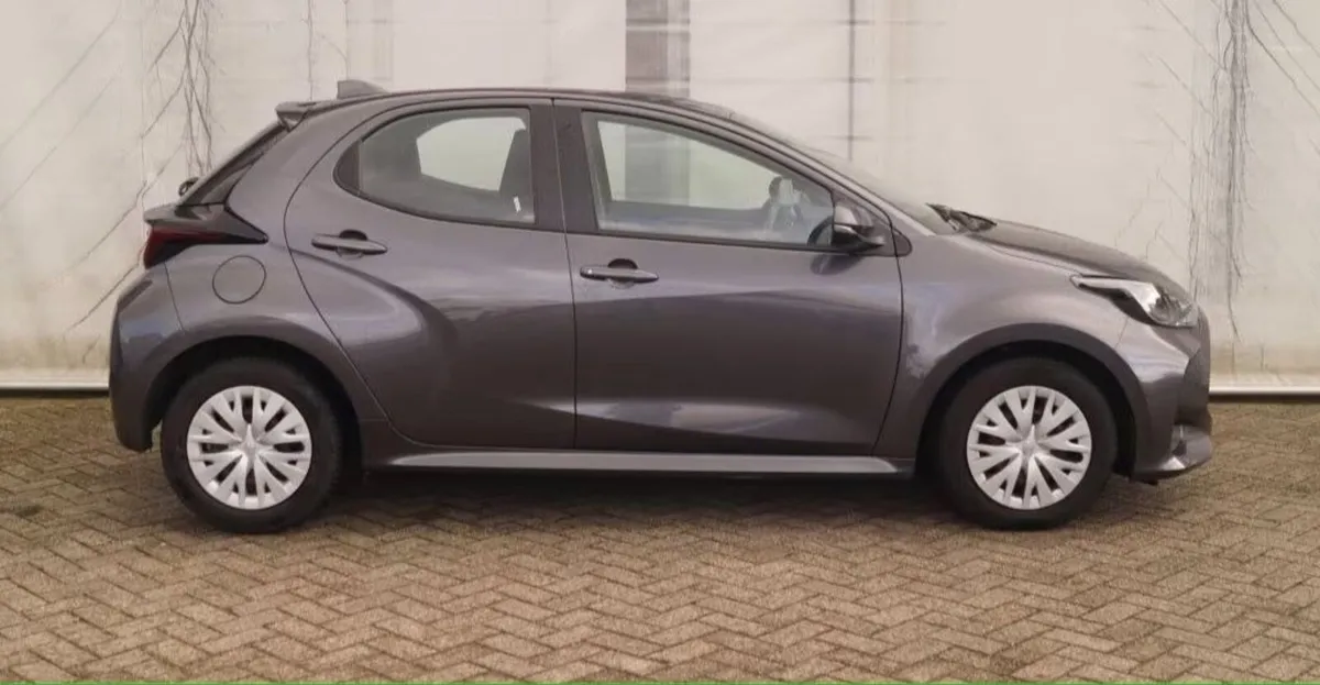 221 toyota yaris parts