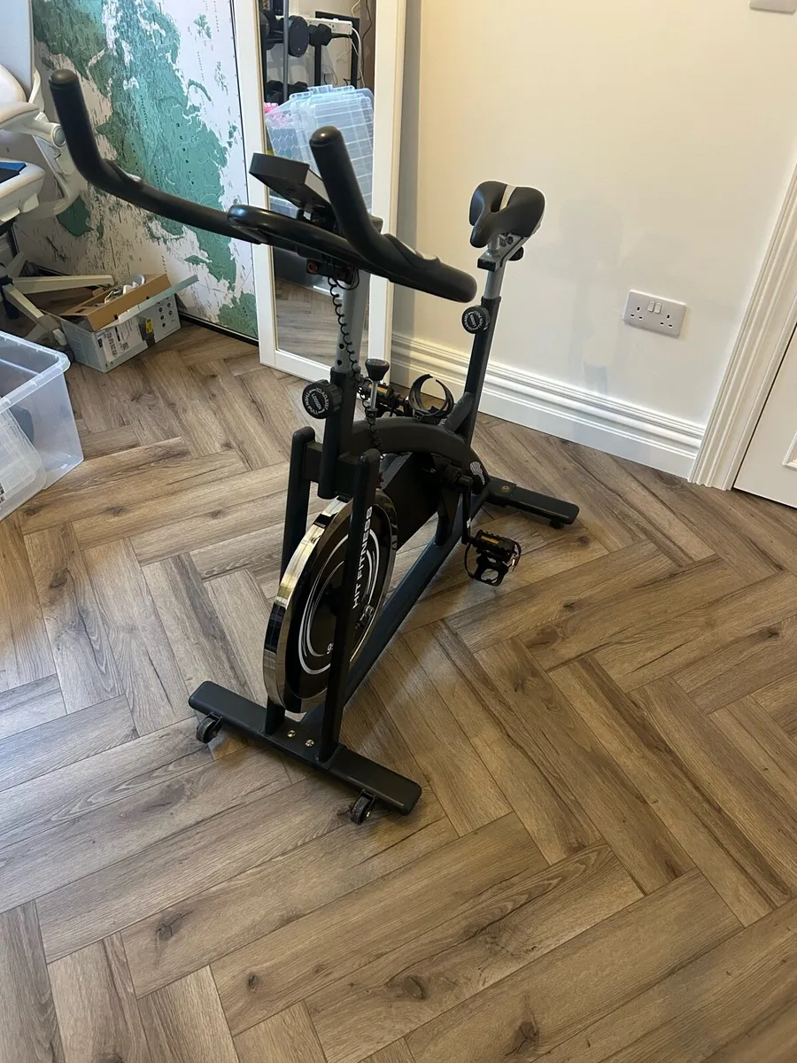 Exercise bike - Image 3