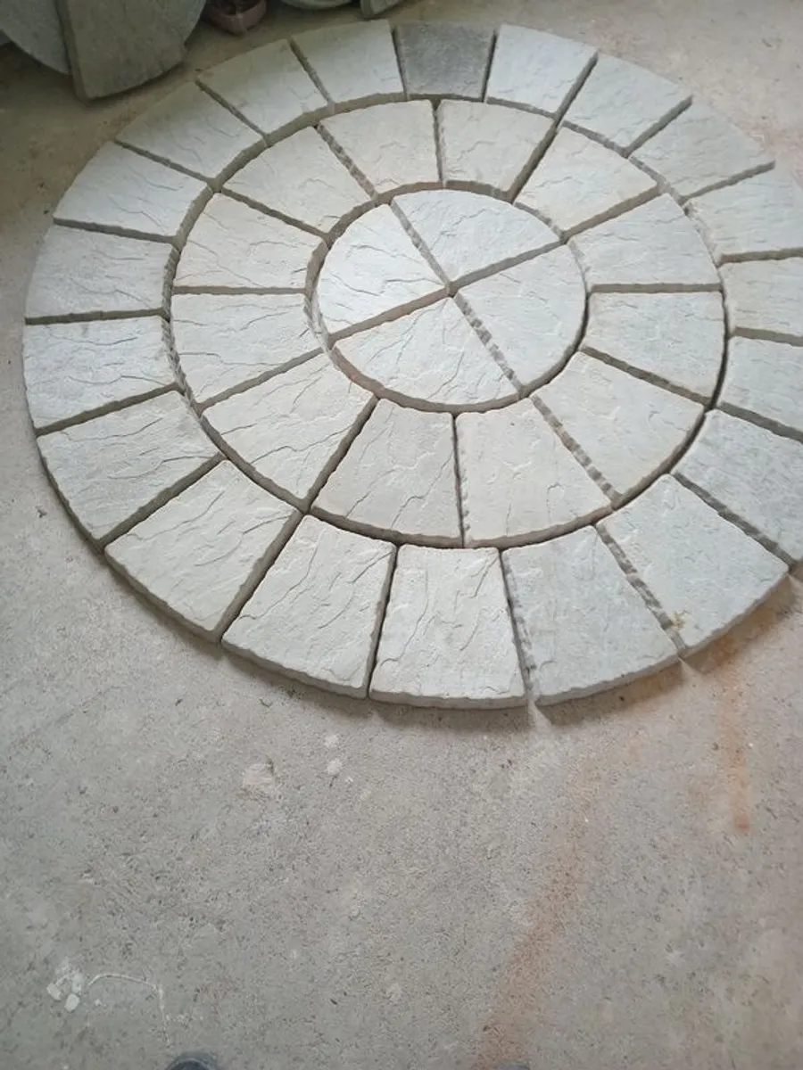 paving circular, rotunda - Image 1