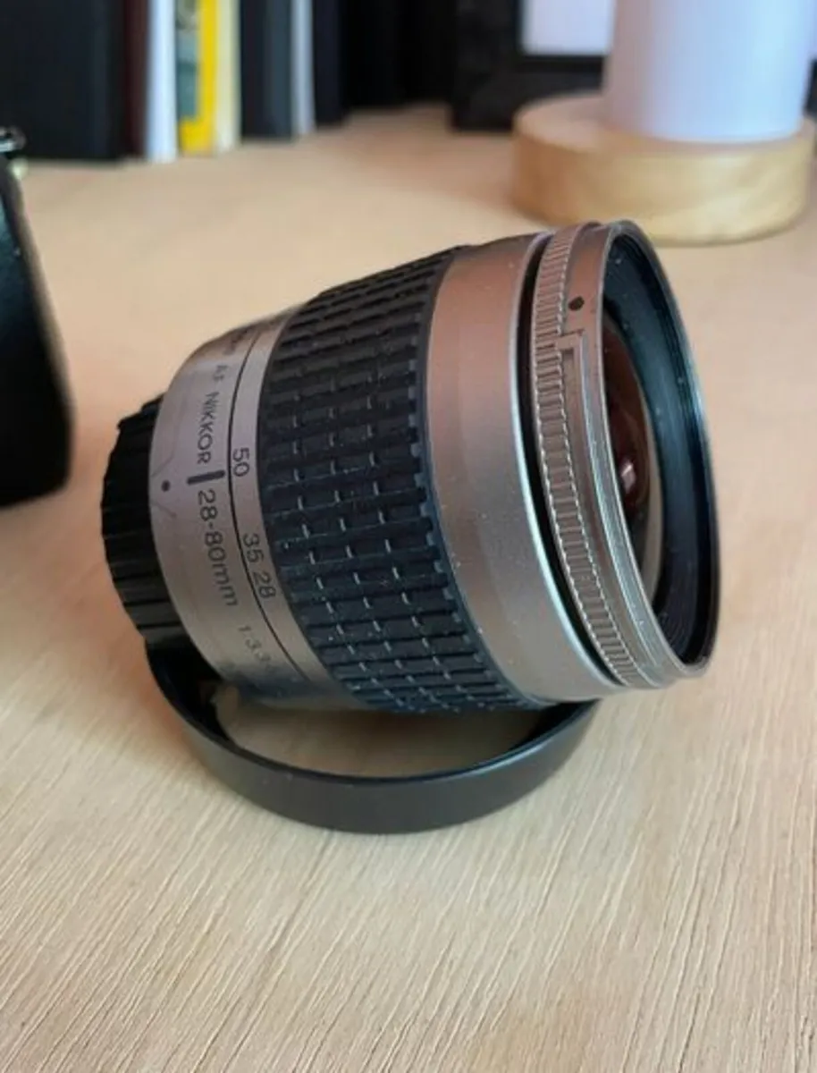 Nikon D70s / Nikon 50mm f1.8 / Nikon 28 - 80 - Image 2