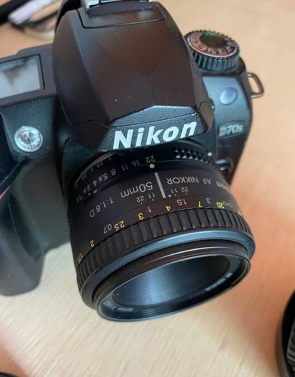 Nikon D70s / Nikon 50mm f1.8 / Nikon 28 - 80 - Image 4