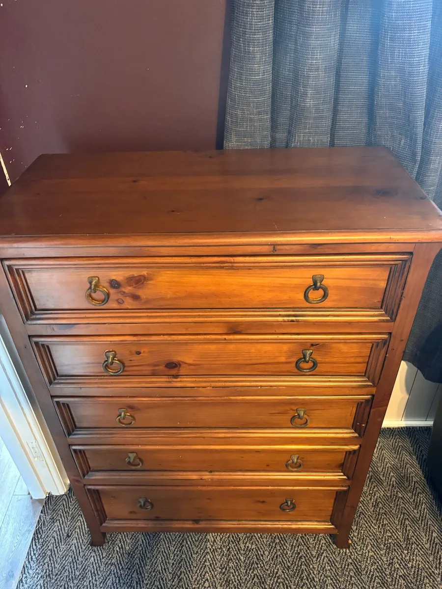 Chest of drawers - Image 2