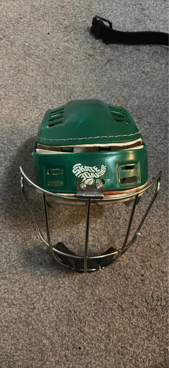 Cooper hurling helmet - Image 1