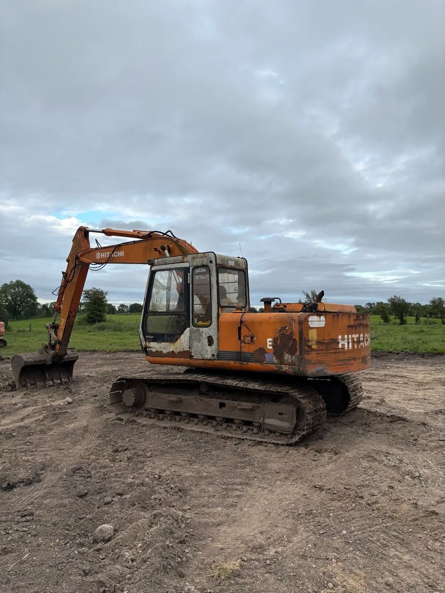 Hitachi ex120-1 - Image 4