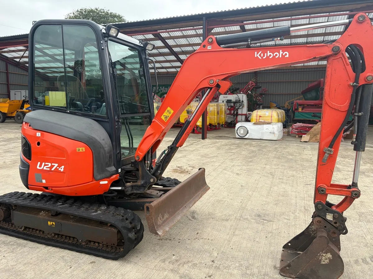Kubota U27-4 digger - Image 1