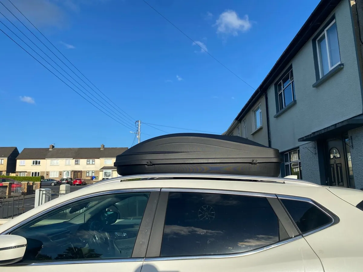 Roof Box - Image 1