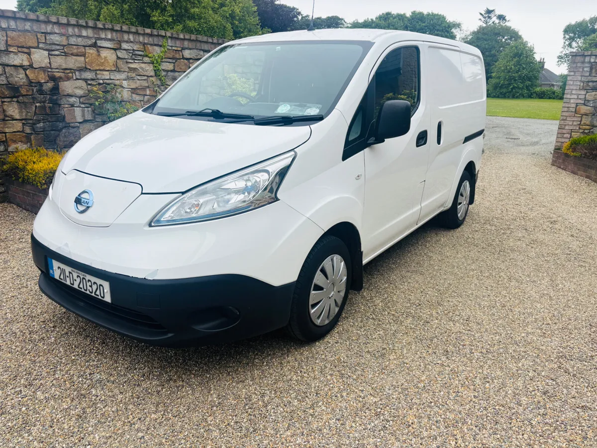 2021 Nissan NV 200 40 kw electric van 6100 +vat - Image 1