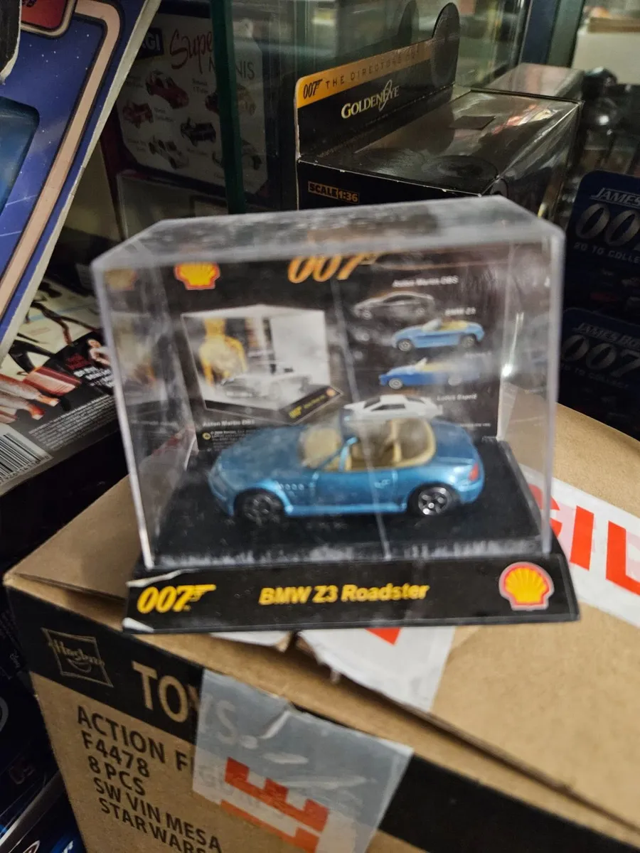 Corgi James Bond BMW