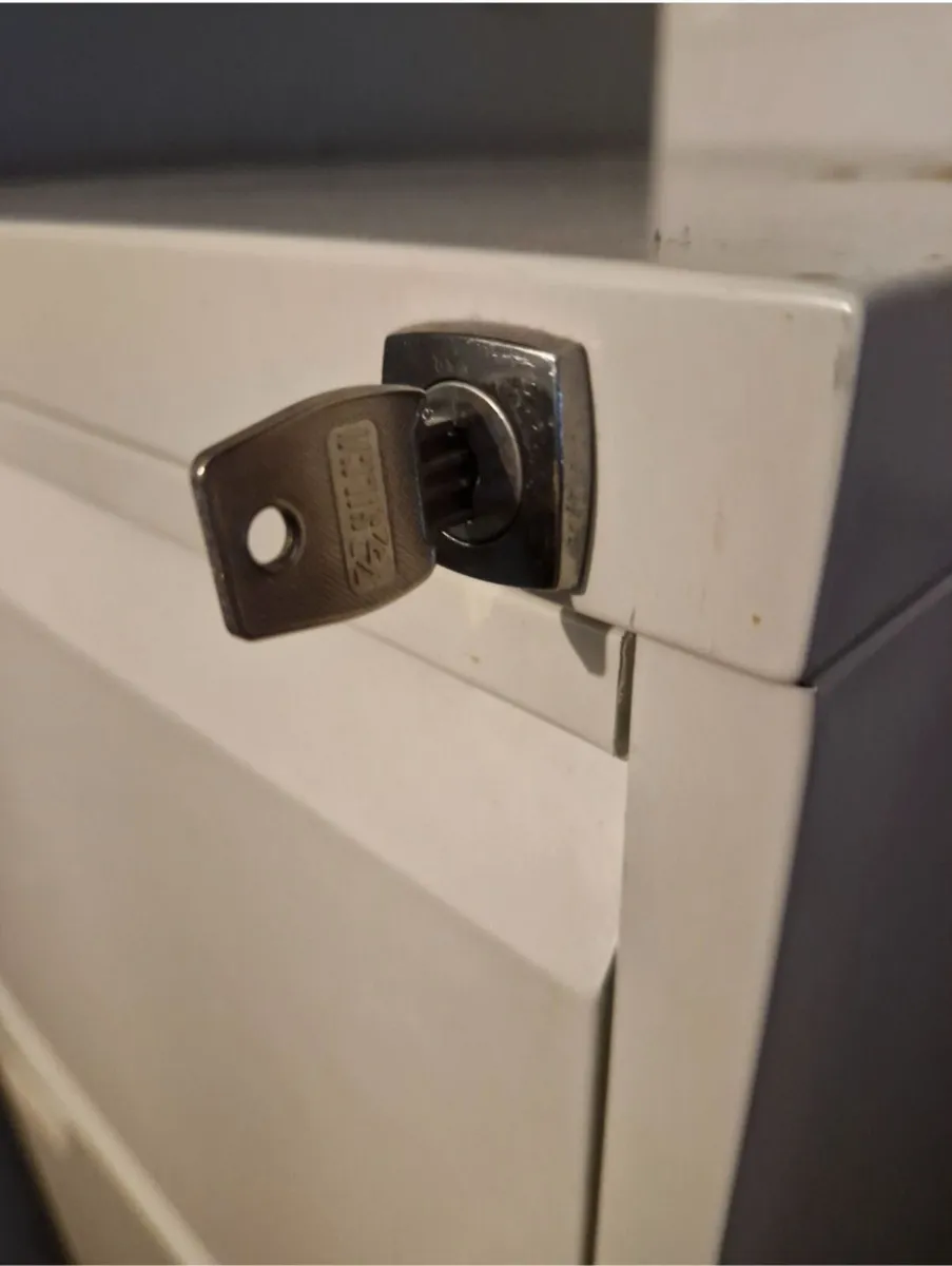 Filing Cabinet - Image 2