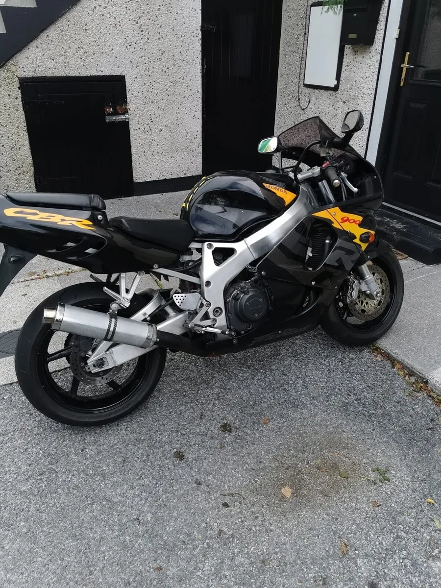 Honda cbr sc33 1996 - Image 3