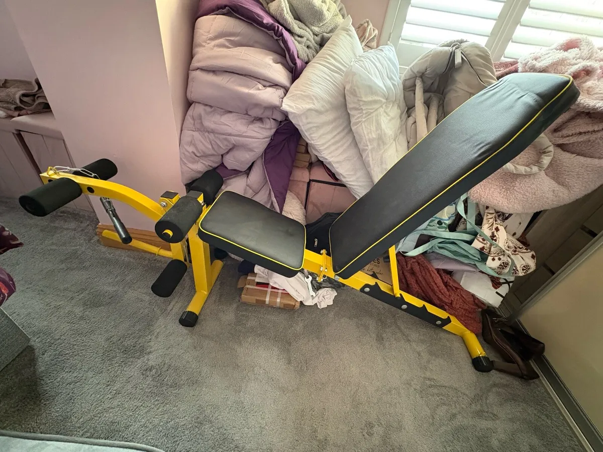 Gym bench - Image 1