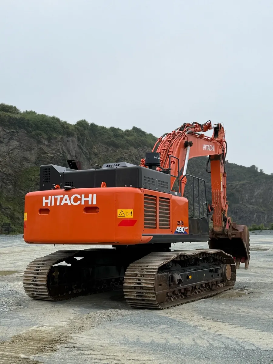 Hitachi 490 LCH - Image 1