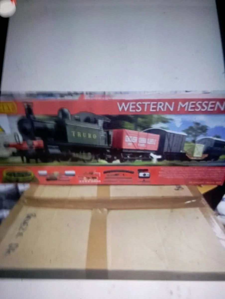 HORNBY WESTERN  MESSENGER OO GAUGE TRAIN SET 🚂. - Image 4