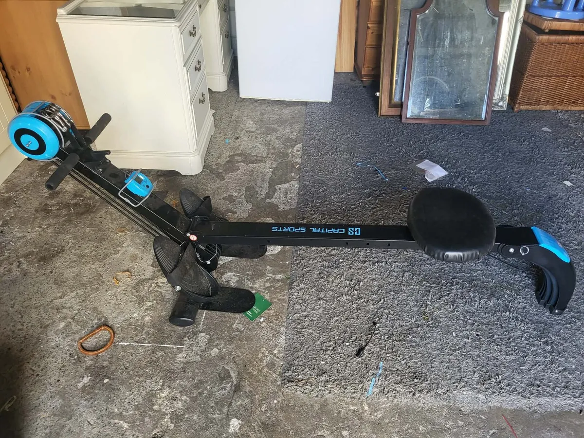 Rowing machine in perfect working order and condit - Image 1