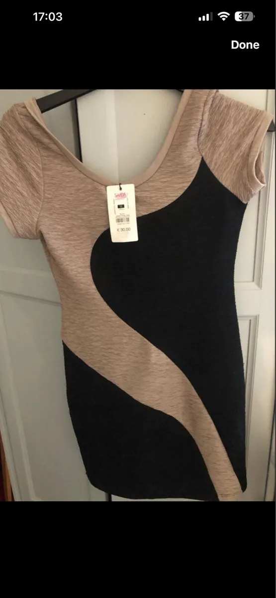 Ladies BNWT skirt size 12 €15 - Image 4