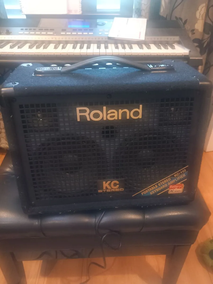 Roland kc110 Keyboard amplifier-as new - Image 2