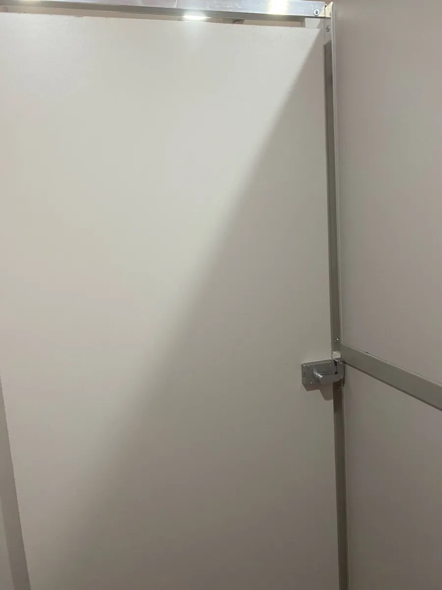 Toilet /washroom /cubicles - Image 2