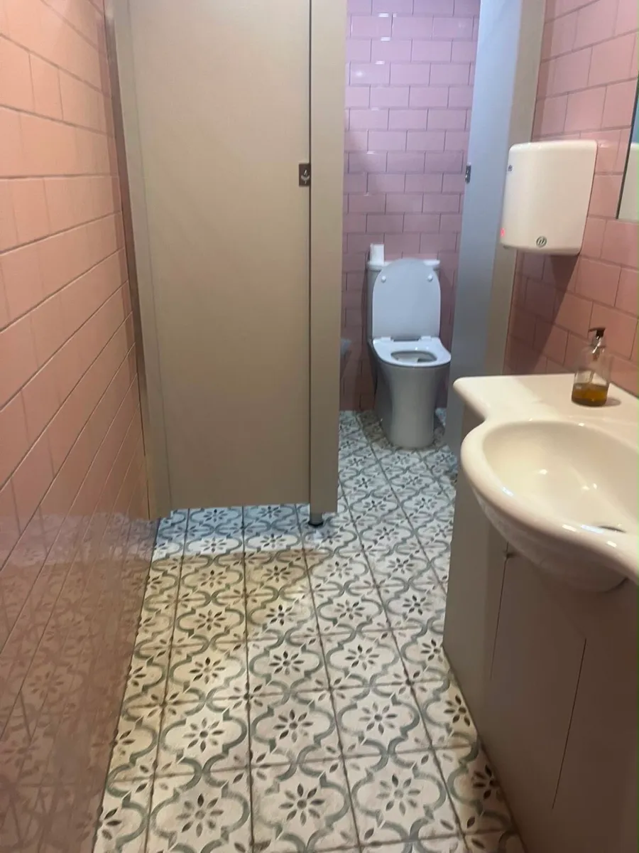 Toilet /washroom /cubicles - Image 4