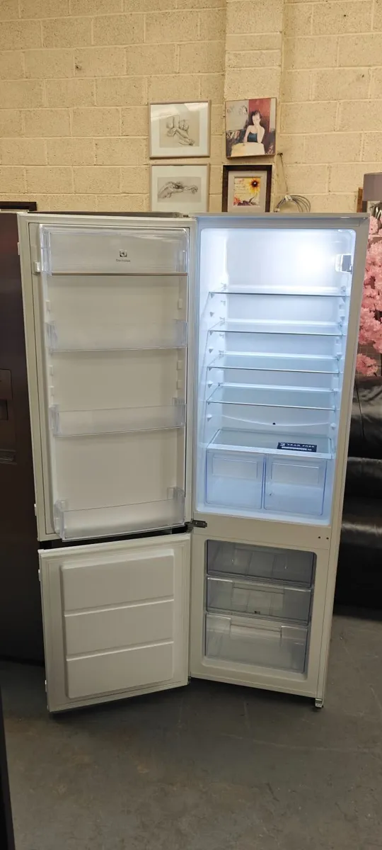 Fridge Frezzer - Image 2