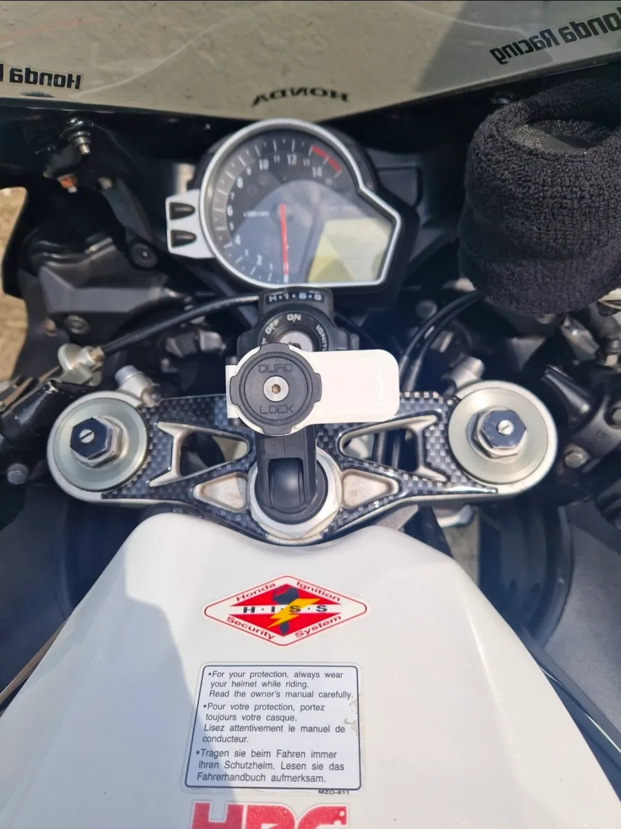 Honda CBR 1000rr Fireblade - Image 2