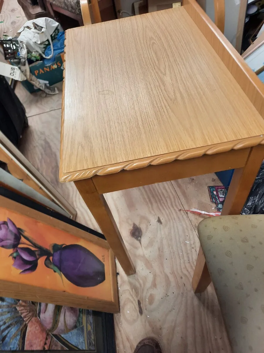 Occasional table - Image 2
