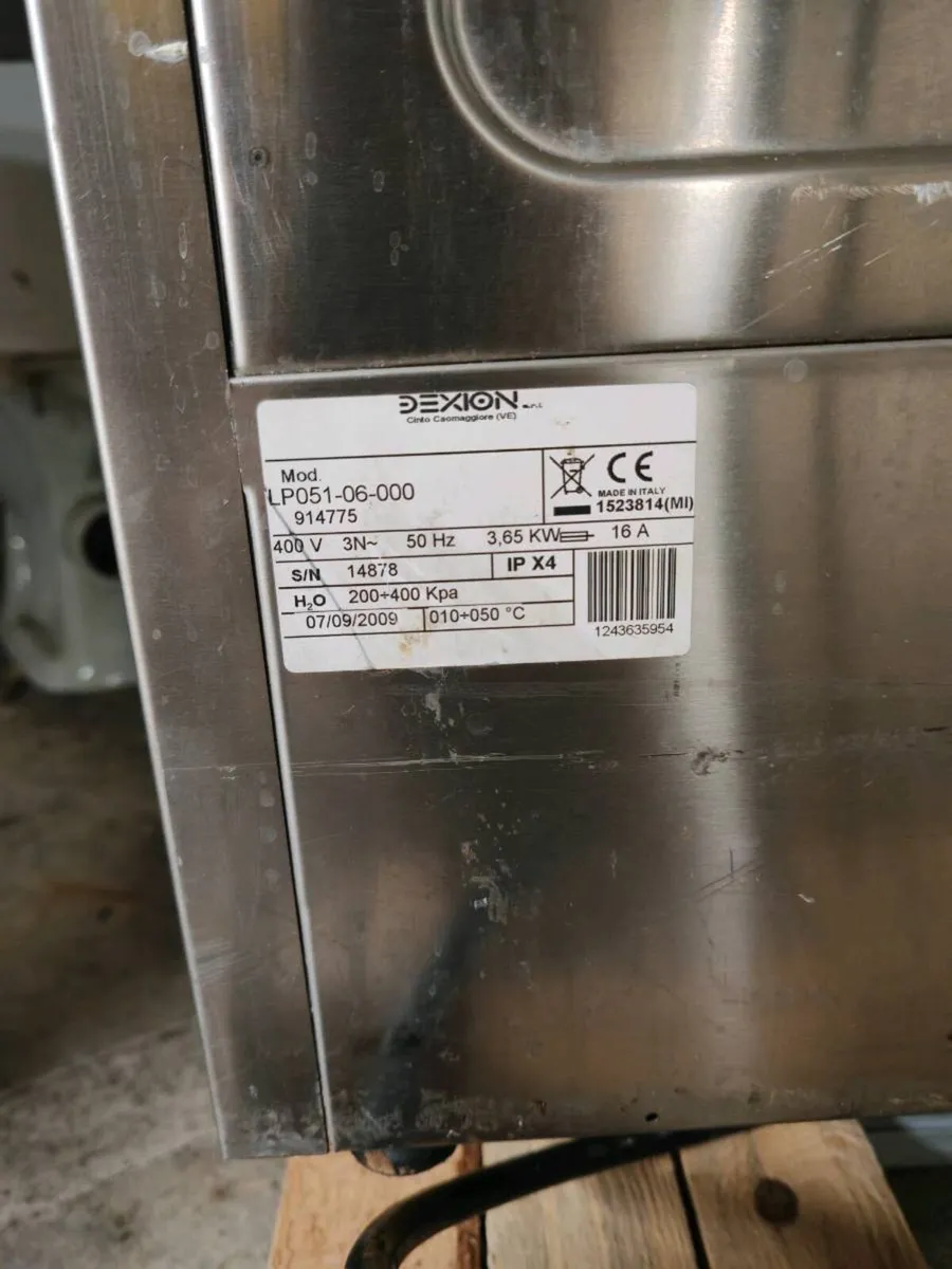 dish washer - Image 1