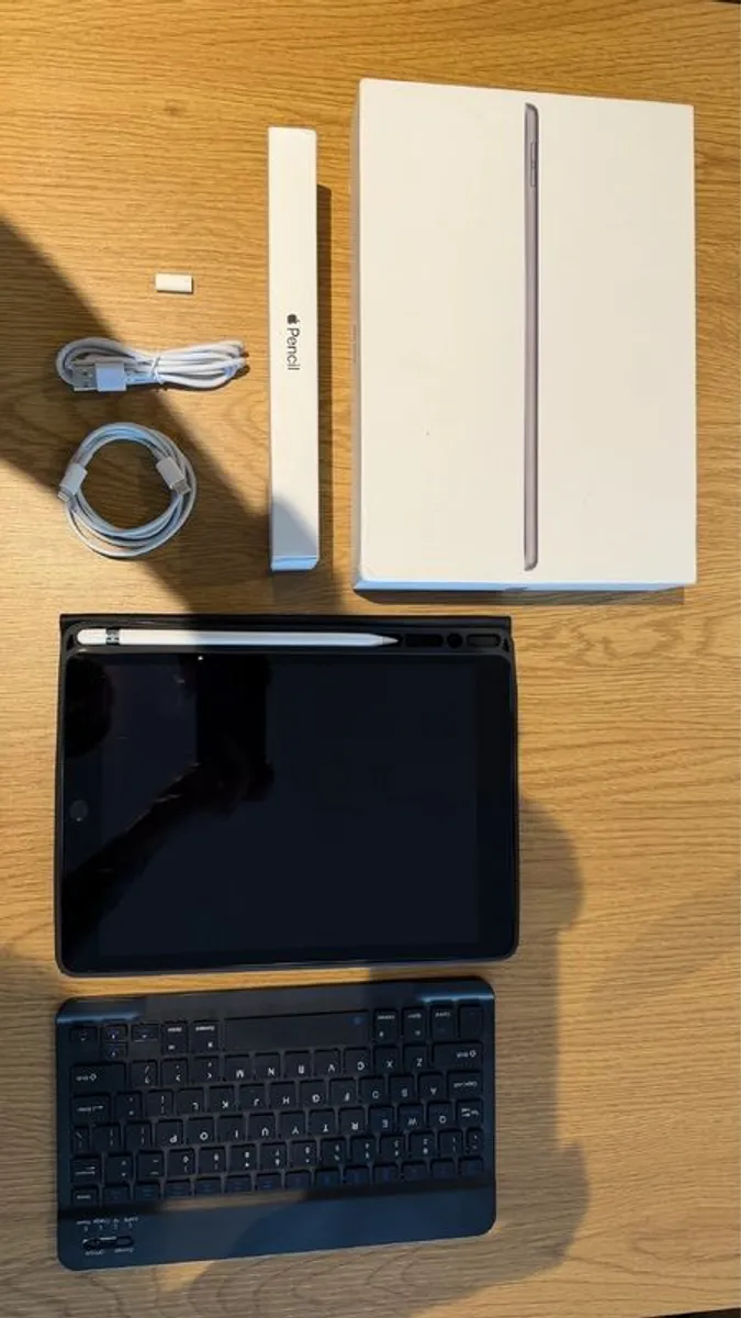 Ipad - Image 1