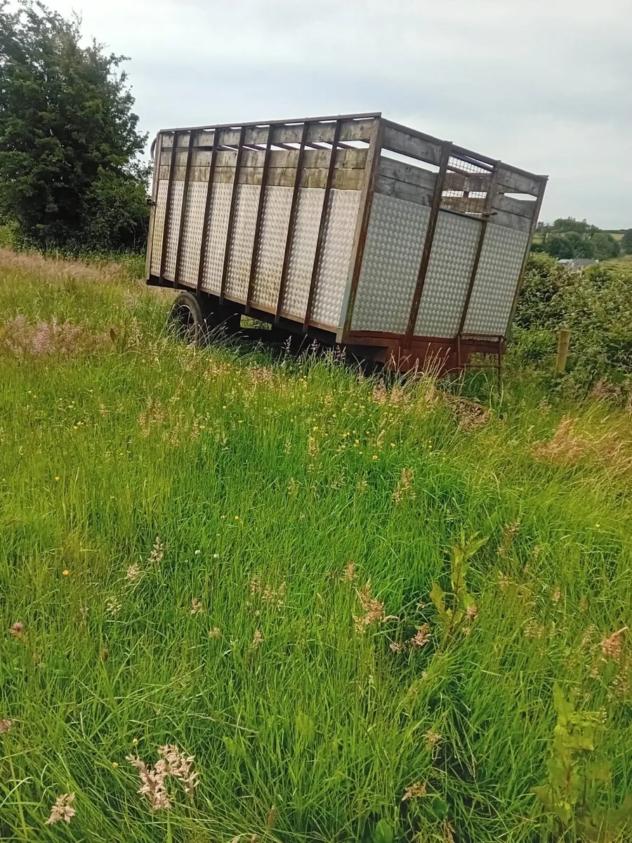 Cattle trailer - Image 1