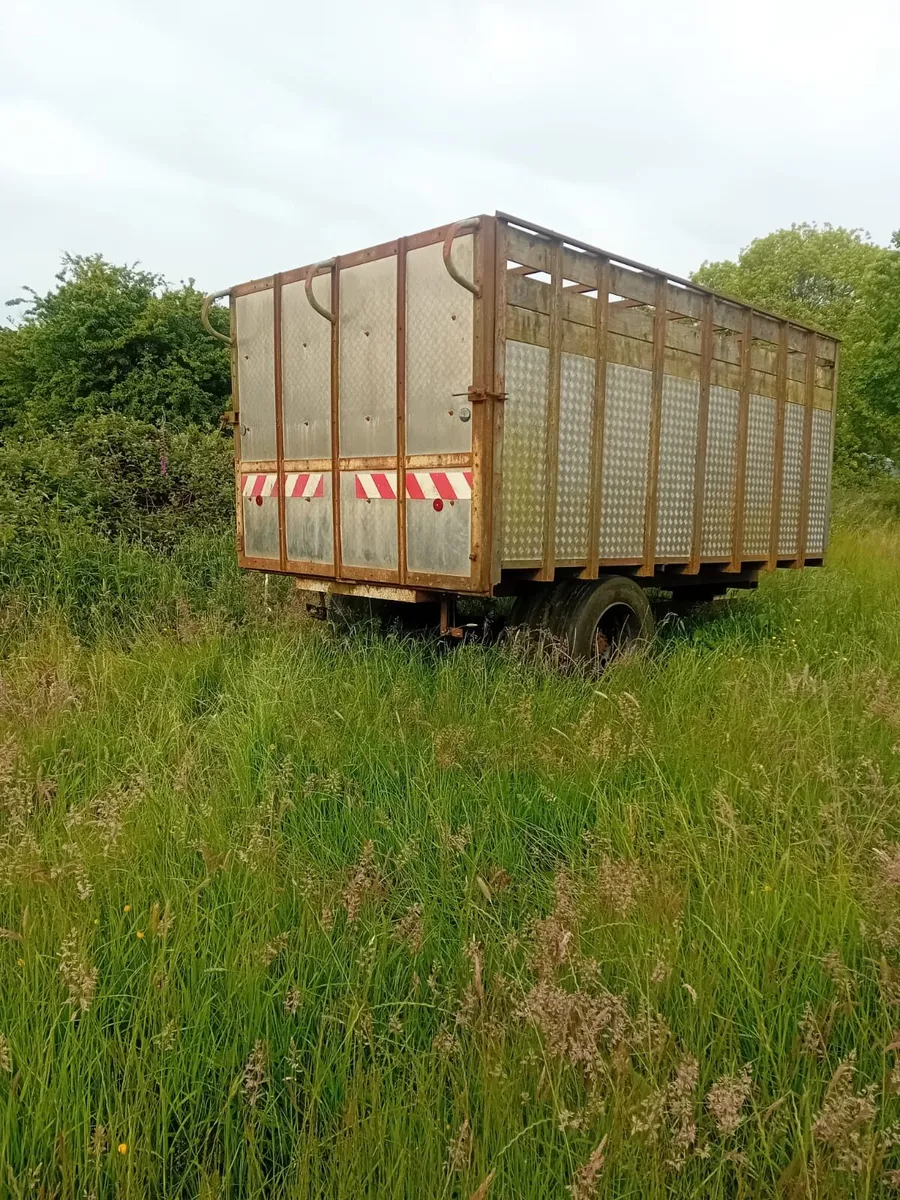 Cattle trailer - Image 2