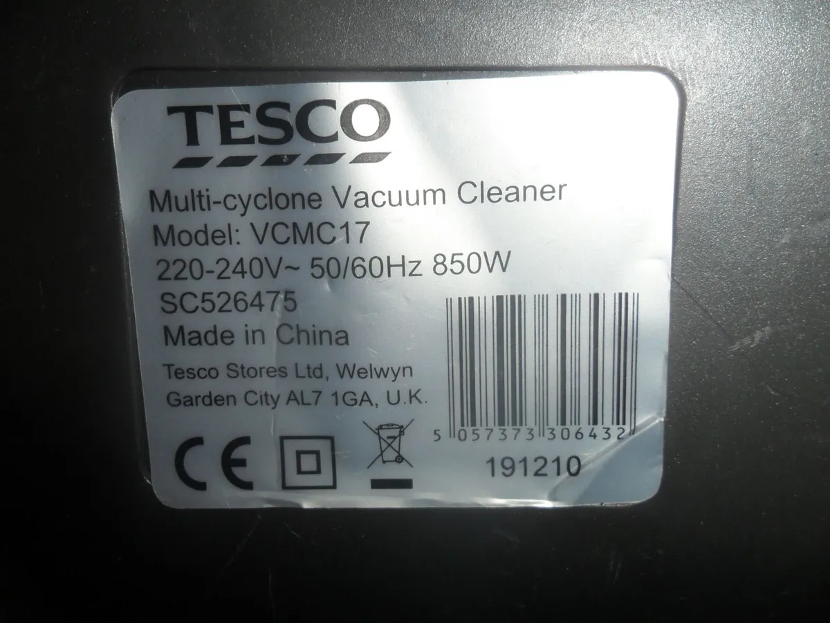 Tesco vacuum cleaner. - Image 4